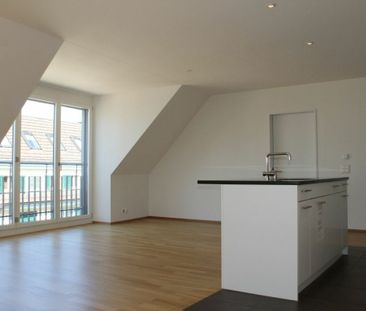 4.5 Zimmer, 117 m², 6. Stock - Photo 1