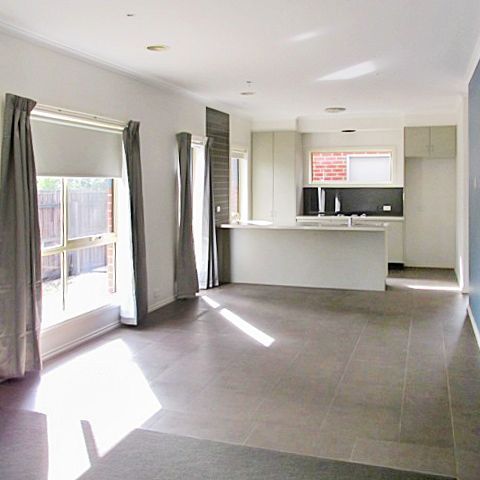 MODERN UNIT IN PRIME LOCATION - Photo 1