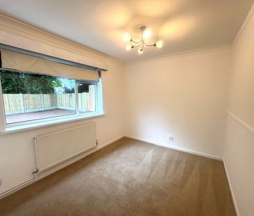 View Drive, Dudley, DY2 7TD - Photo 1