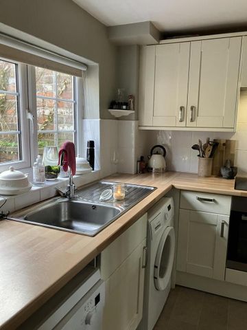 2 bedroom terraced house to rent - Photo 3