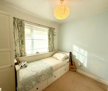 2 bedroom semi-detached house to rent - Photo 6