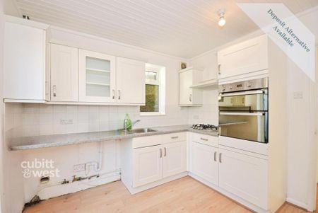 2 bedroom maisonette to rent - Photo 4