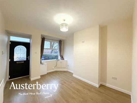 2 bedroom townhouse to rent - Photo 1