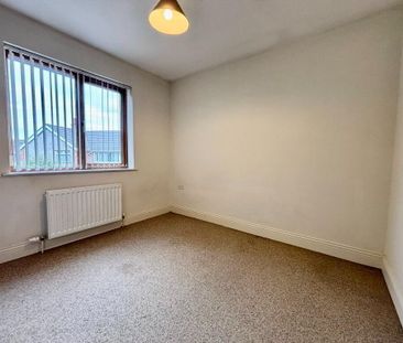 2 Bailey Manor, Dundonald, Belfast, BT16 2NZ - Photo 6