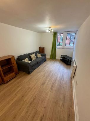 1 bedroom ground floor flat to rent - Photo 1