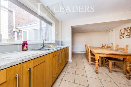 1 bedroom terraced house to rent - Photo 4