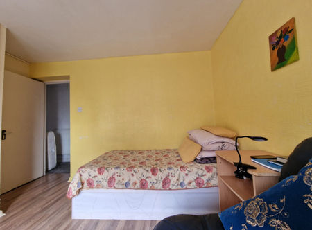1 bedroom in a flat share to rent - Photo 4