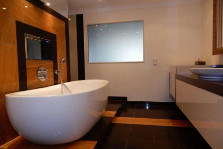 Voll möblierte 3 Zimmer Wohnung mitLoggia, Pool, Sauna, Terrasse und Fitnessbereich am Wienerberg! - Photo 5