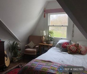 3 bedroom maisonette to rent - Photo 4