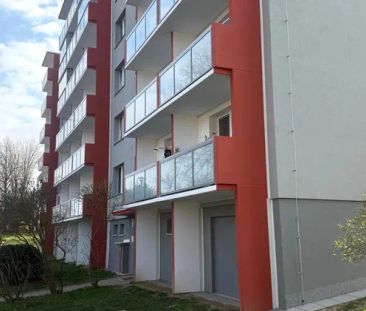 Pronájem zařízeného bytu 1+1 s balkonem v Jihlavě, ul. Smrčenská. - Fotografie 2
