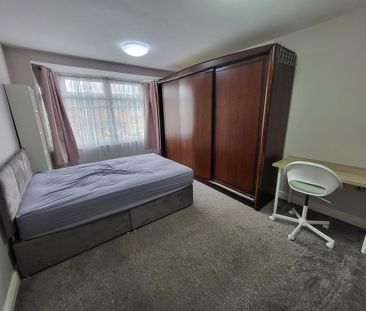 1 bedroom semi-detached house to rent - Photo 4