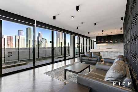 2703/33 Mackenzie Street - Photo 2