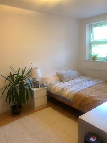 2 Bed Flat, Holden Avenue, N12 - Photo 4