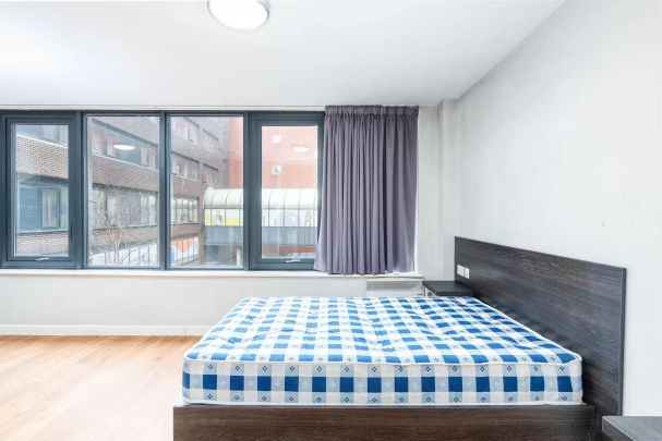 Premium Studio - Single - Photo 1