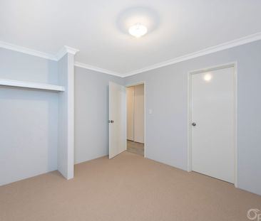 Near new duplex style Madora Bay home - RH facing door. - Photo 6