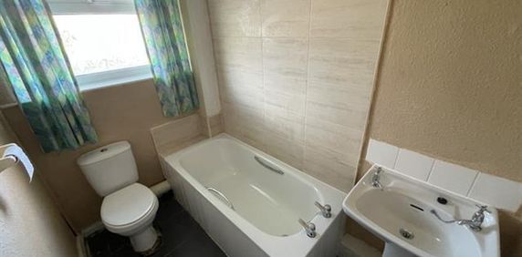Belle Vue Court - Photo 2