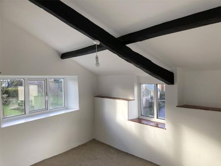 3 bedroom semi-detached house to rent - Photo 4