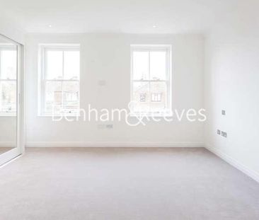 Richmond Chase, Richmond, TW10 - Photo 2