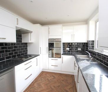 3 bedroom link detached house to rent - Photo 6