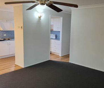 7 Forbes Avenue, Frenchville QLD 4701 - House For Rent - $600 | Domain - Photo 2