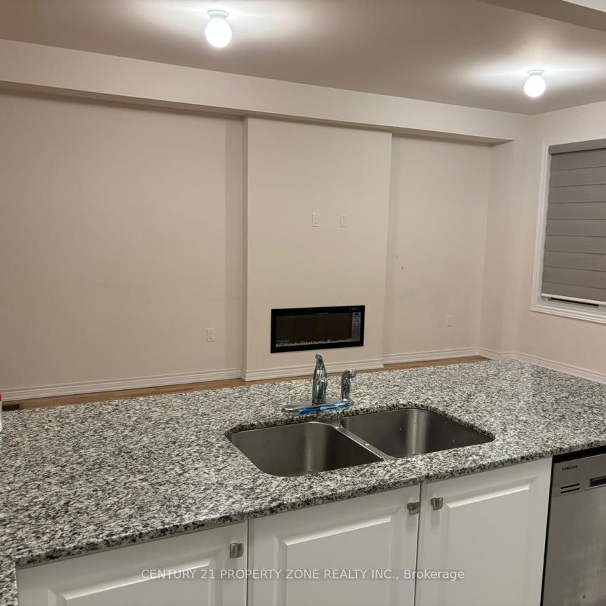 For Lease - 1272 Amherst Gate, Oshawa, Ontario - Photo 1
