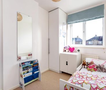 3 bedroom house to rent Royston Road, St. Albans, AL1 - Photo 6