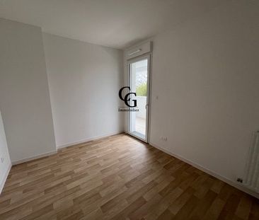 Location Appartement 3 pièces 75m² LES SORINIERES 44840 - Photo 2