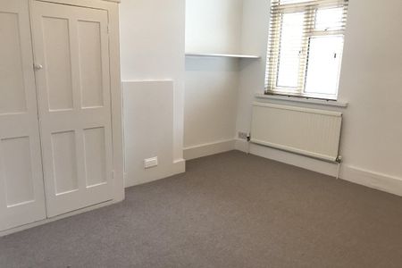 Tillstone Street - Photo 2