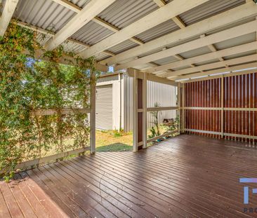 COSY TWO BEDROOM HOME - Photo 4