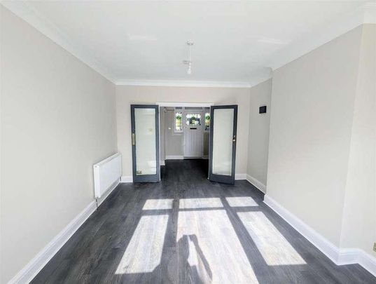 Sunset Road, Herne Hill, London, SE5 - Photo 1