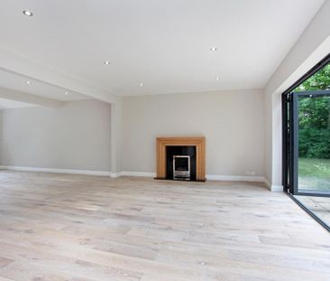 4 bedroom detached house to rent - Photo 4