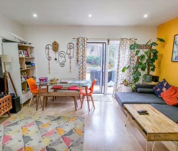 5 bedroom townhouse to rent - Photo 2