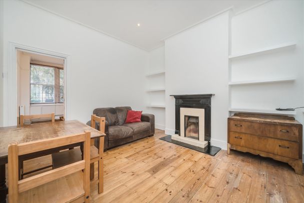 Royston House, Brook Green, W6, London - Photo 1