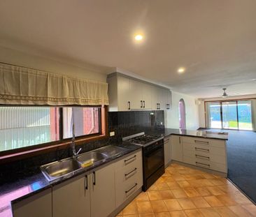 Great Size Family Home! - Photo 1