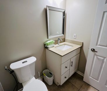 For Lease - 1480 Britannia Road Unit# 58, Mississauga, Ontario - Photo 3