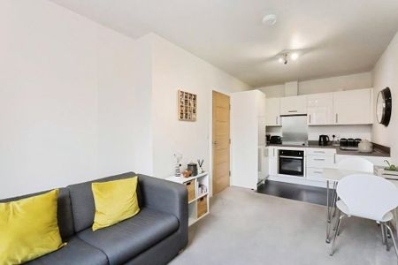 1 bedroom apartment to rent - Photo 2