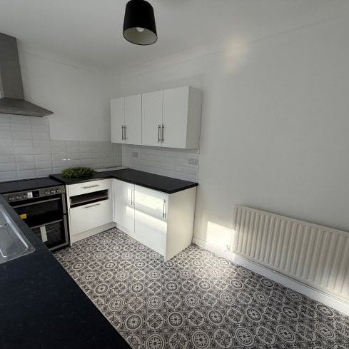 Biddulph Estate, Llanelli, SA15 - Photo 1