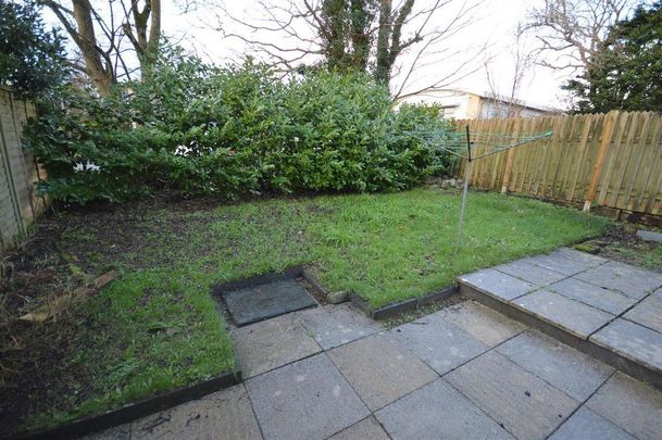 2 bedroom semi-detached bungalow to rent - Photo 1