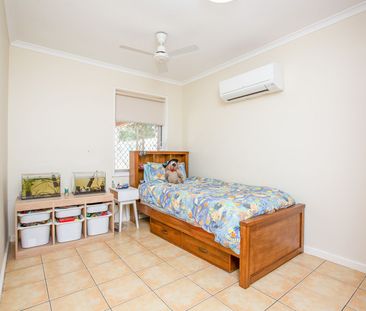 NEAT AND TIDY 3x1 - Close to CBD - Photo 3