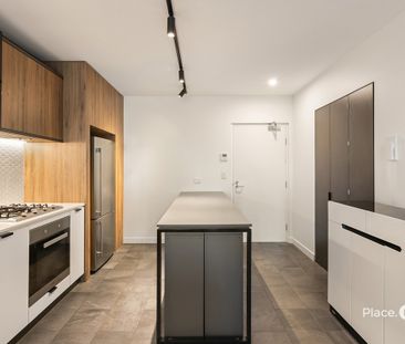 Quality Living in Ascot’s Boutique 'Alba Terrace' - Photo 1
