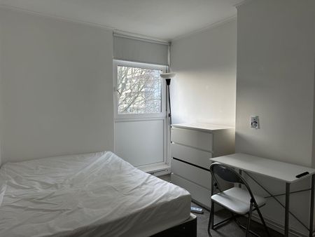 Room in a Shared Flat, Exford Court, SW11 - Photo 5