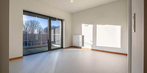 Serviceflat te huur in Antwerpen voor € 1.977 met 2 slaapkamers - Foto 1