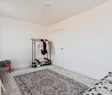5 bedroom house to rent Apricot Crescent, Lindfield, Haywards Heath... - Photo 6