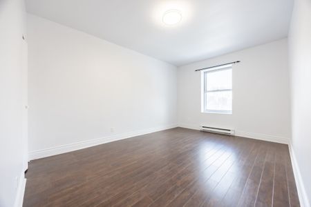 Appartement à louer - Montréal (Côte-des-Neiges/Notre-Dame-de-Grâce) (Côte-des-Neiges) Appartement à louer - Montréal (Côte-des-Neiges/Notre-Dame-de-Grâce) (Côte-des-Neiges) - Photo 3