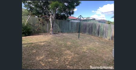 FAMILY HOME FOR RENT - Photo 4