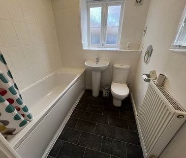 West Lynn - Poppyfields - Photo 4