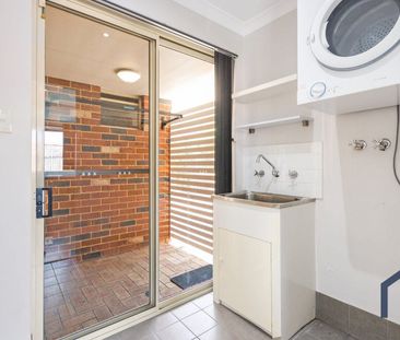 Modern, Secure & Private Villa - Photo 1