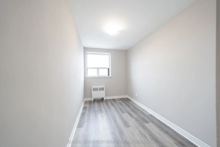 468 Ottawa Street #209A - Photo 4
