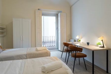 Calle Mayor, Madrid, Community of Madrid 28013 - Photo 2