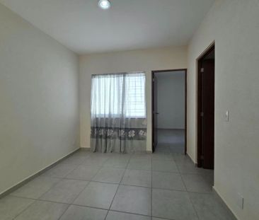 CASA DE 3 RECAMARAS EN PARQUES DE TESISTAN. UNA REC. EN PLANTA BAJA - Photo 2